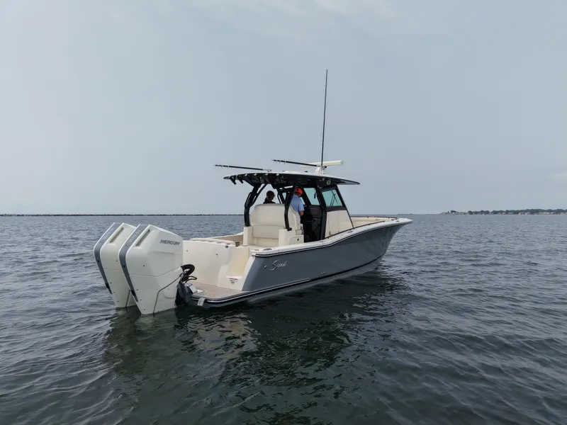 Slide: The Image of Scout 330 LXF 2026 - 3