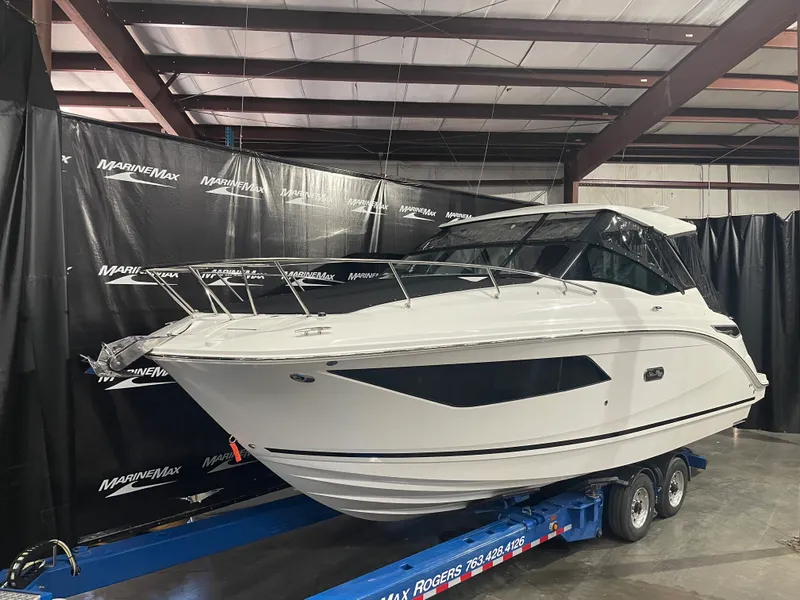 The Image of Sea Ray Sundancer 320 2026 - 0