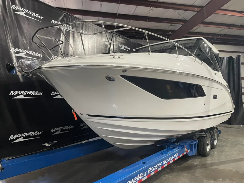 Slide: The Image of Sea Ray Sundancer 320 2026 - 3