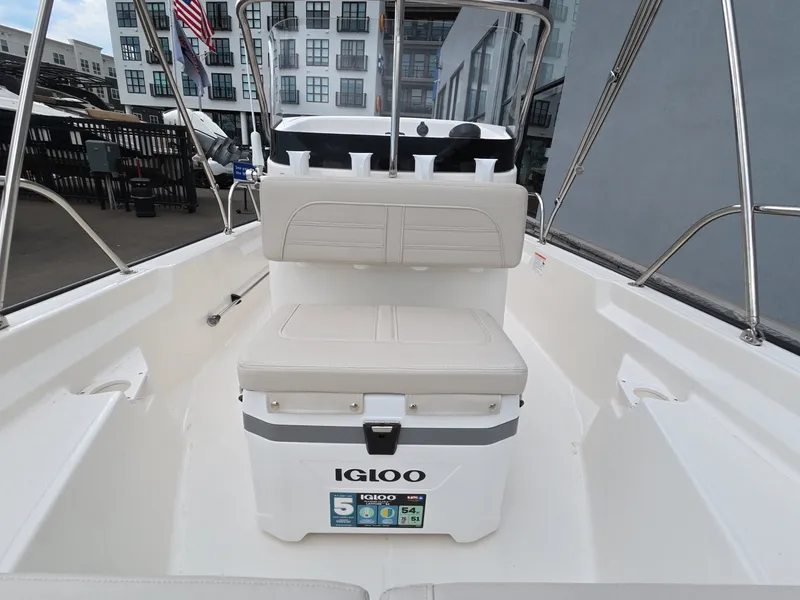 Slide: The Image of Boston Whaler 150 Montauk 2026 - 16