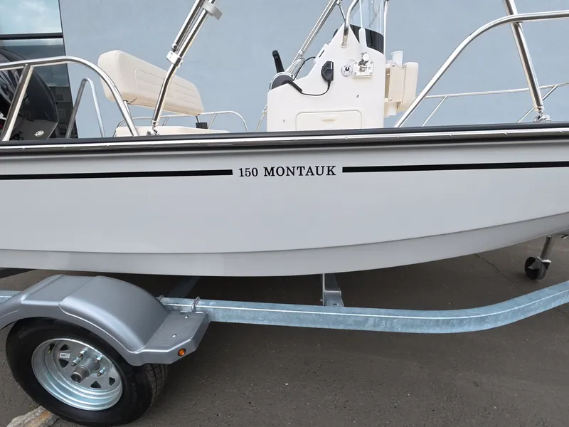 Slide: The Image of Boston Whaler 150 Montauk 2026 - 17