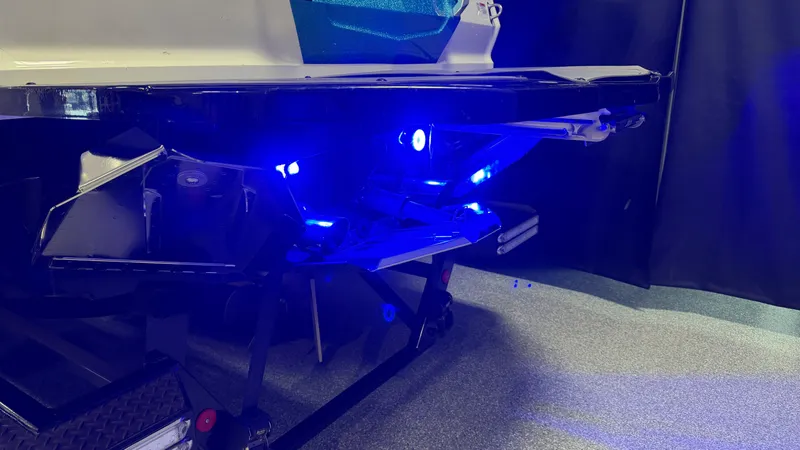 Slide: The Image of Mastercraft X24 2019 - 10