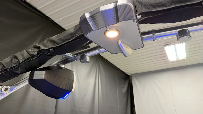 Slide: The Image of Mastercraft X24 2019 - 101