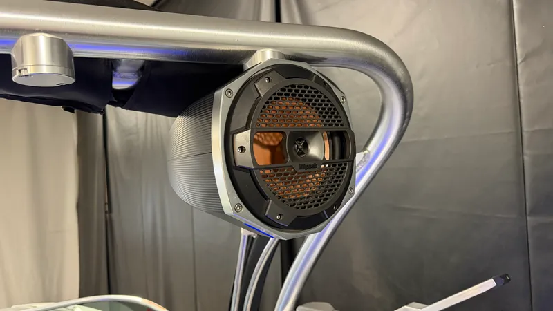 Slide: The Image of Mastercraft X24 2019 - 103