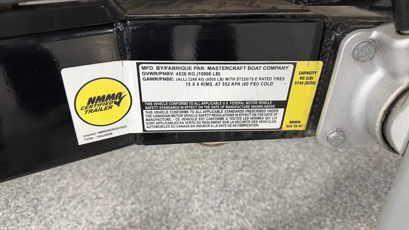 Slide: The Image of Mastercraft X24 2019 - 117