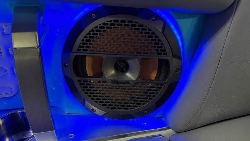 Slide: The Image of Mastercraft X24 2019 - 42
