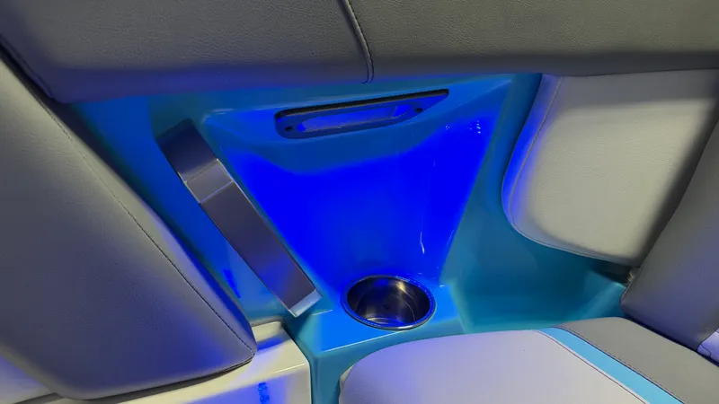 Slide: The Image of Mastercraft X24 2019 - 59