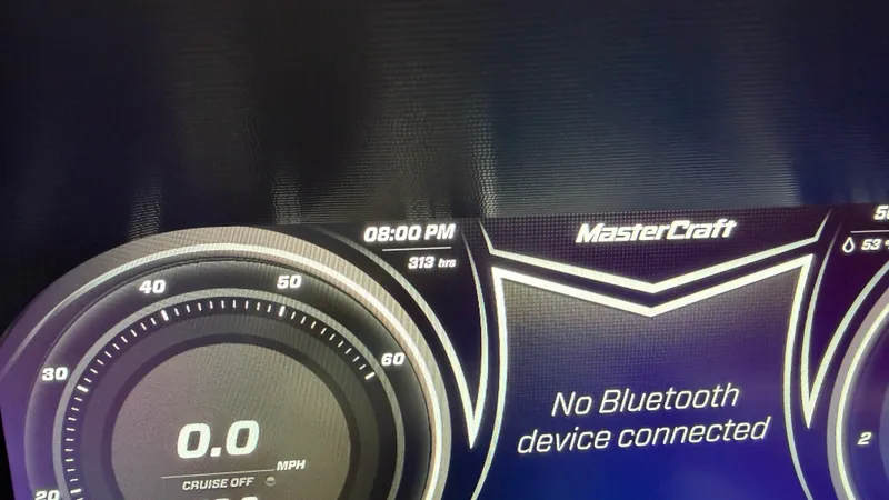 Slide: The Image of Mastercraft X24 2019 - 80