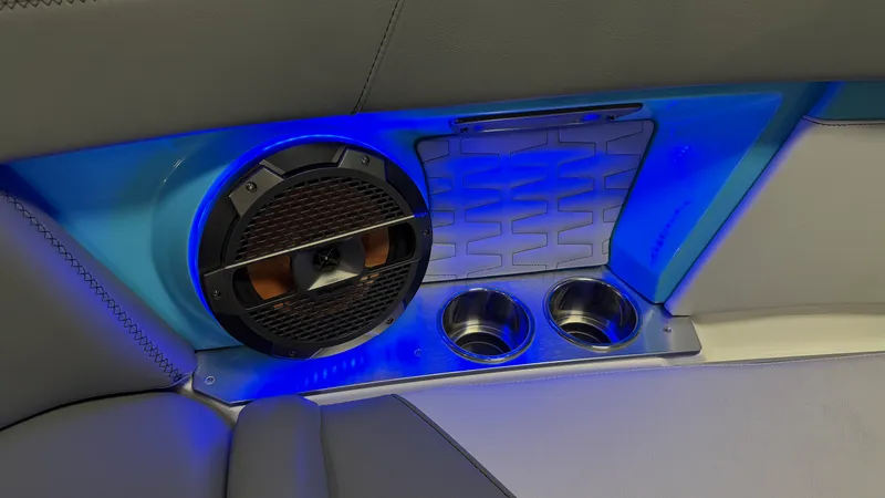 Slide: The Image of Mastercraft X24 2019 - 97