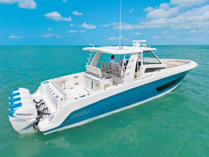Slide: The Image of Boston Whaler 420 OUTRAGE 2018 - 6