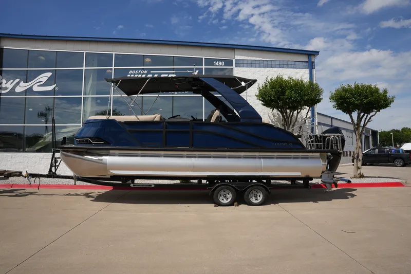 The Image of Harris Grand Mariner 230 2026 - 0