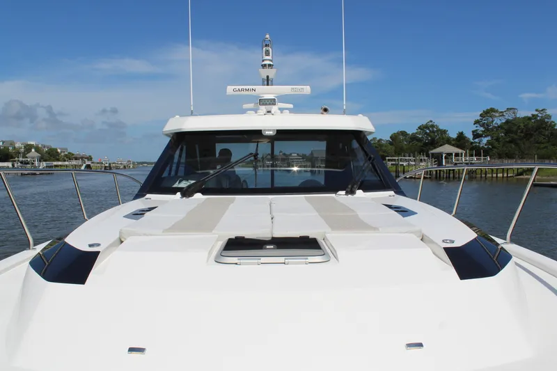 Slide: The Image of Ocean Alexander 45 DIVERGENCE COUPE 2021 - 14