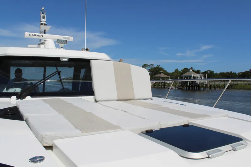 Slide: The Image of Ocean Alexander 45 DIVERGENCE COUPE 2021 - 15