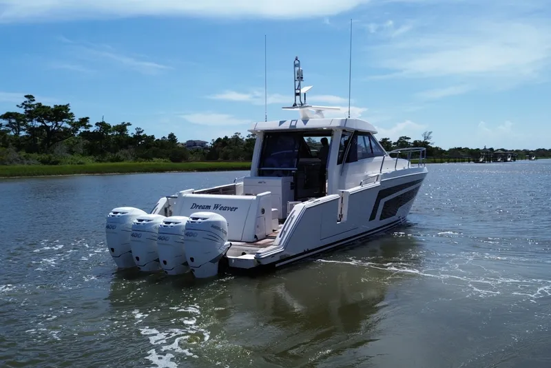 Slide: The Image of Ocean Alexander 45 DIVERGENCE COUPE 2021 - 9