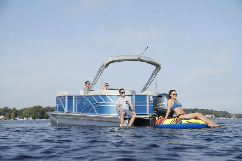 Slide: The Image of Sylvan MIRAGE 820 2025 - 3