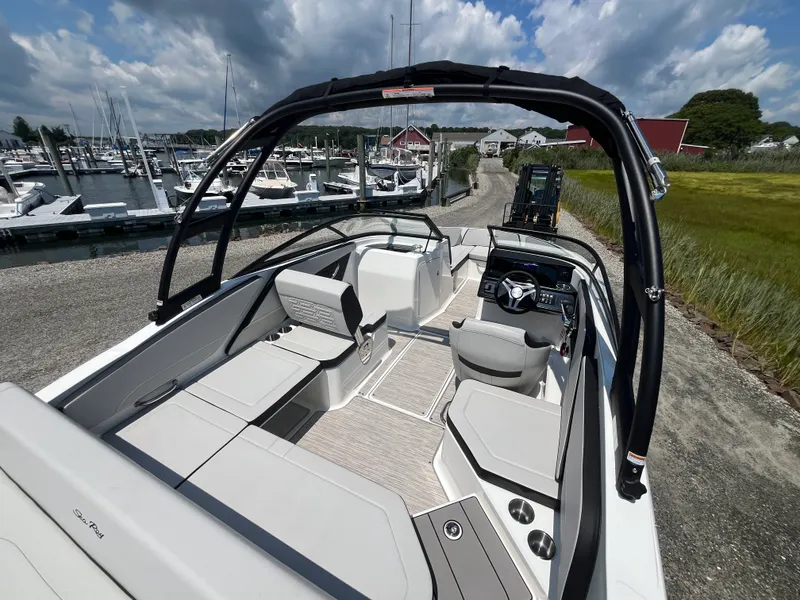 Slide: The Image of Sea Ray SPX 210 Outboard 2026 - 3