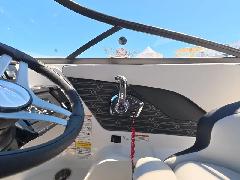 Slide: The Image of Sea Ray SPX 210 Outboard 2026 - 26
