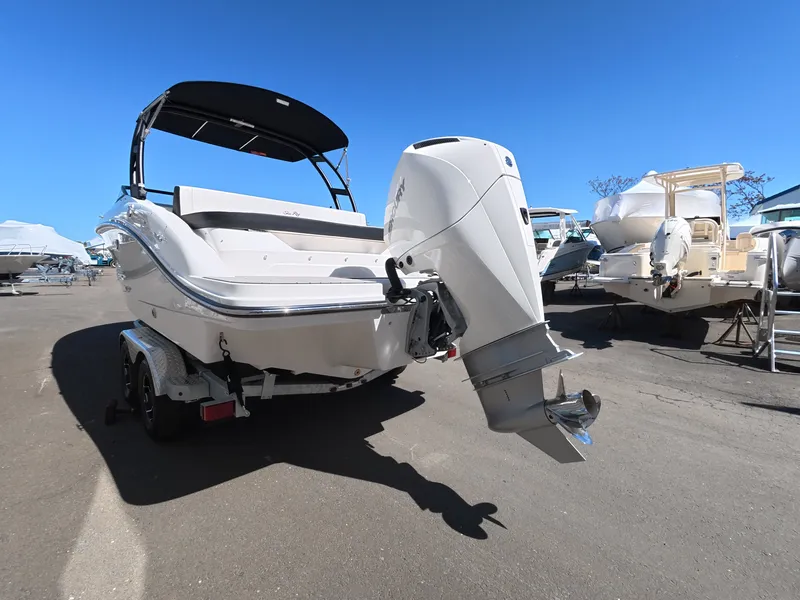 Slide: The Image of Sea Ray SPX 210 Outboard 2026 - 3