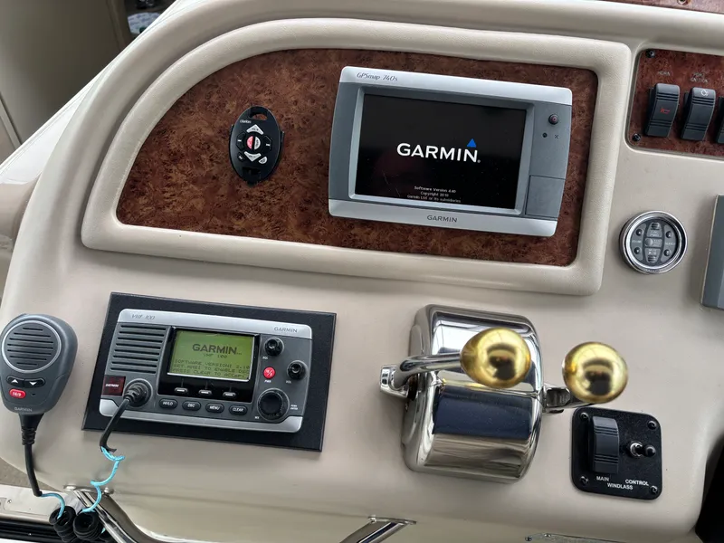Slide: The Image of Sea Ray 310 SUNDANCER 2001 - 10