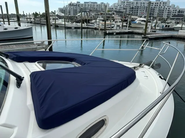 Slide: The Image of Boston Whaler 315 CONQUEST 2016 - 3