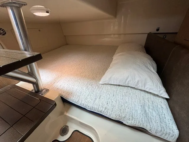 Slide: The Image of Boston Whaler 315 CONQUEST 2016 - 26