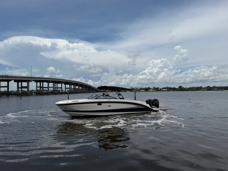 Slide: The Image of Sea Ray SDX 290 OB 2017 - 6