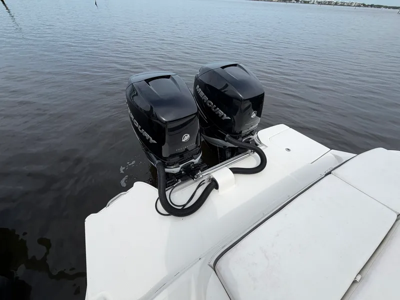Slide: The Image of Sea Ray SDX 290 OB 2017 - 38