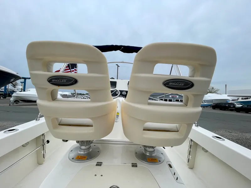Slide: The Image of Boston Whaler 190 Outrage 2020 - 4