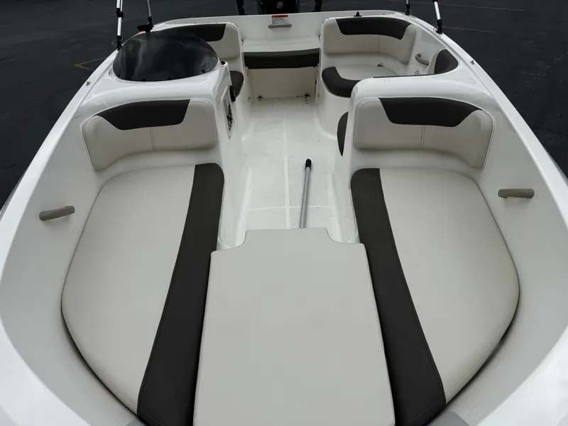 Slide: The Image of Bayliner ELEMENT E16 2019 - 5