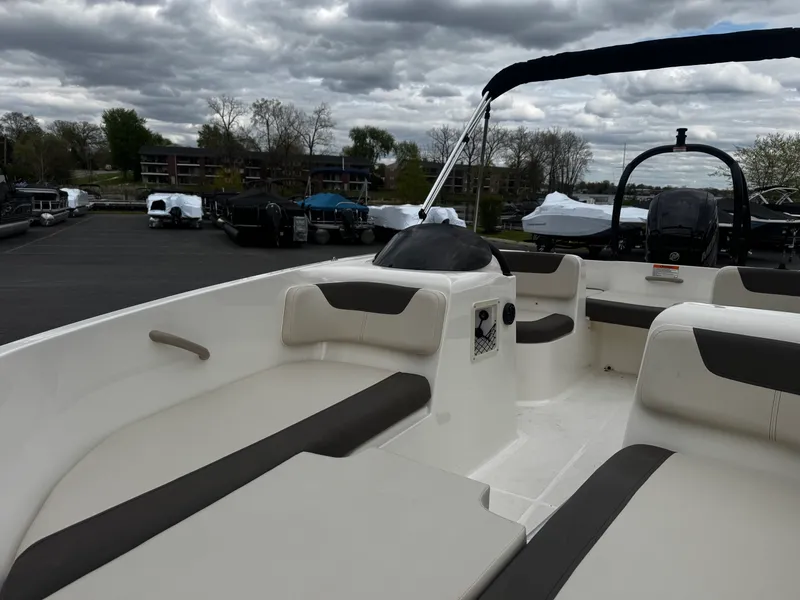 Slide: The Image of Bayliner ELEMENT E16 2019 - 6