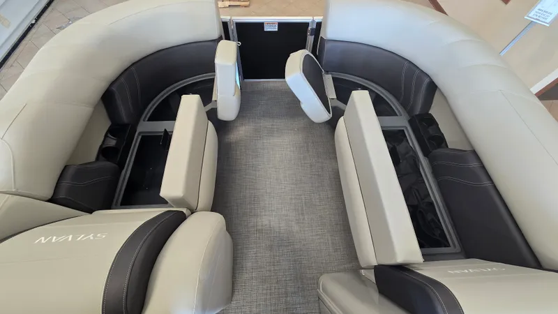 Slide: The Image of Sylvan MIRAGE 822 2025 - 15