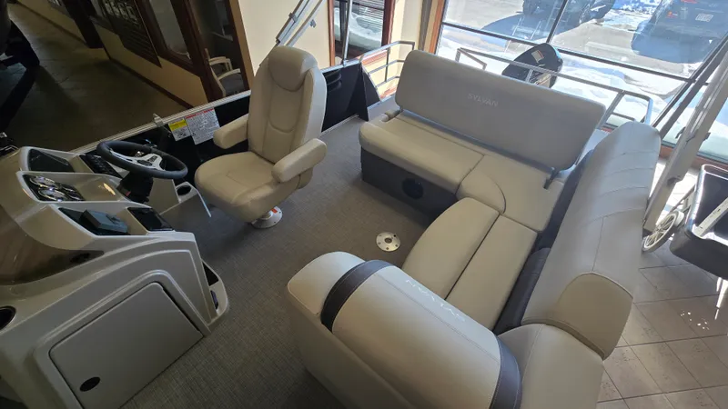 Slide: The Image of Sylvan MIRAGE 822 2025 - 9