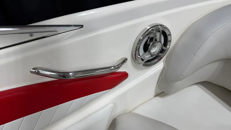 Slide: The Image of Glastron 205 GT 2008 - 23