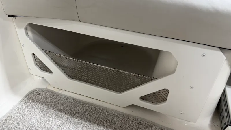Slide: The Image of Glastron 205 GT 2008 - 25