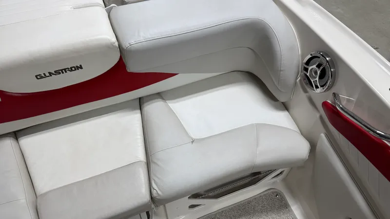 Slide: The Image of Glastron 205 GT 2008 - 26
