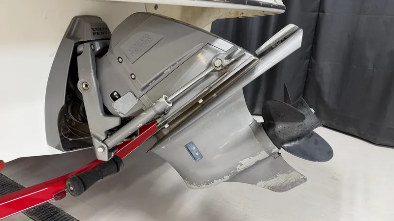 Slide: The Image of Glastron 205 GT 2008 - 8