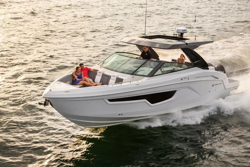 Slide: The Image of Cruisers 34 GLS 2026 - 4