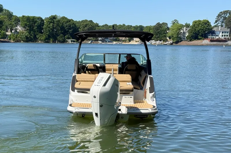 Slide: The Image of Sea Ray SLX 260 Outboard 2026 - 2