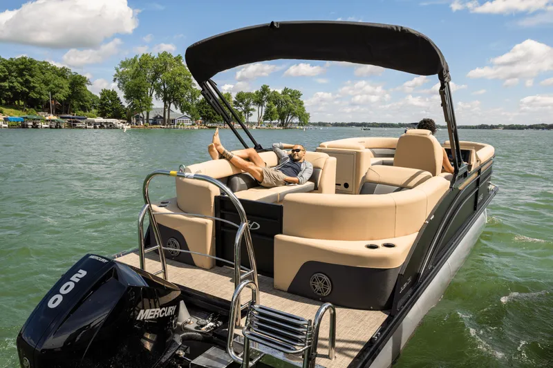 Slide: The Image of Harris 230 Cruiser 2025 - 39