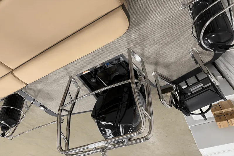 Slide: The Image of Harris 230 Sunliner 2025 - 10