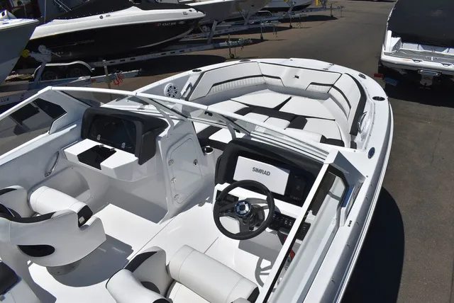 Slide: The Image of Stingray 20 SBX 2026 - 15