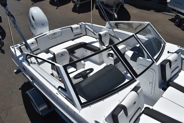 Slide: The Image of Stingray 20 SBX 2026 - 17