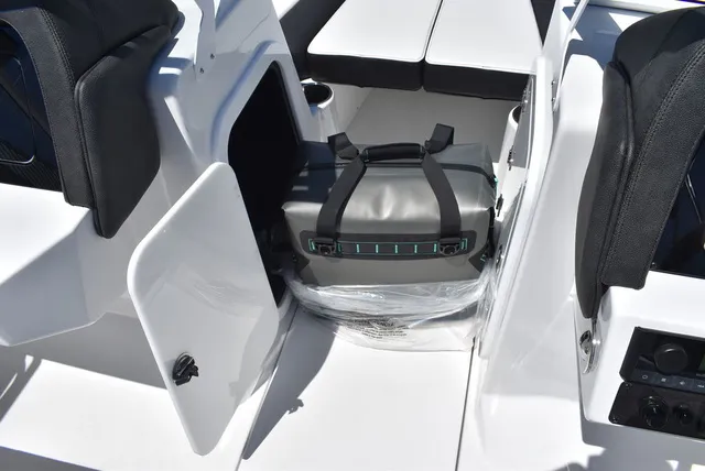 Slide: The Image of Stingray 20 SBX 2026 - 48