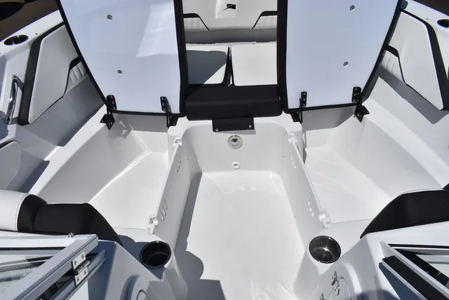 Slide: The Image of Stingray 20 SBX 2026 - 52