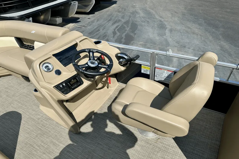 Slide: The Image of Starcraft LX 22 R 2025 - 14