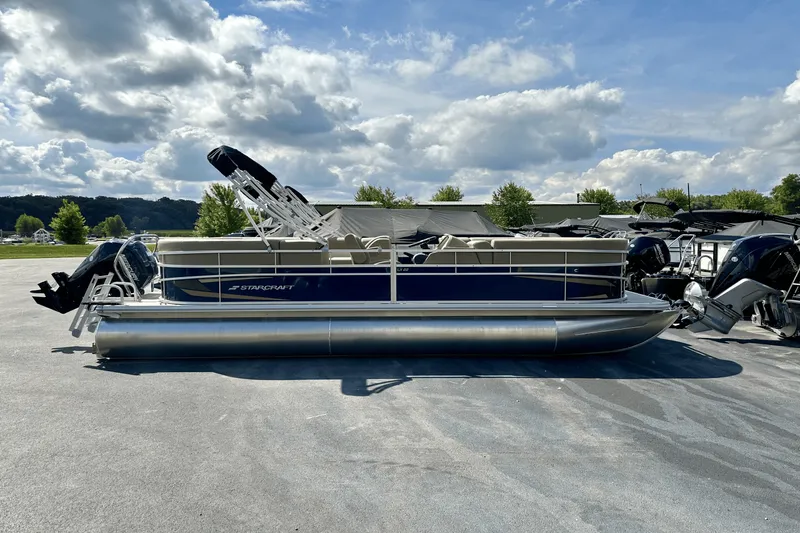 Slide: The Image of Starcraft LX 22 R 2025 - 3