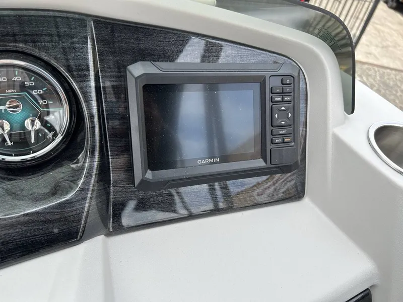 Slide: The Image of Avalon LSZ 23 Rear Fish 2027 - 17