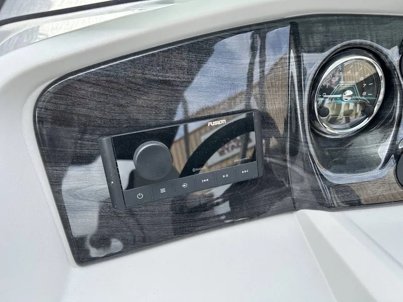 Slide: The Image of Avalon LSZ 23 Rear Fish 2027 - 15
