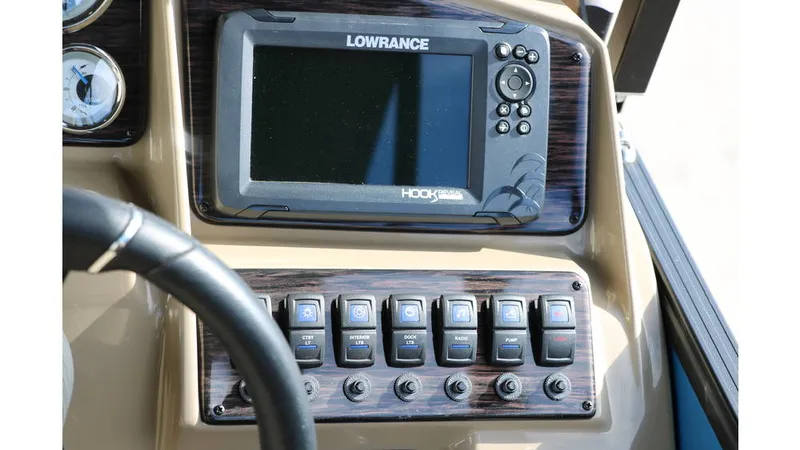 Slide: The Image of Sylvan Mirage X3 Party Fish Tri Toon 2025 - 27