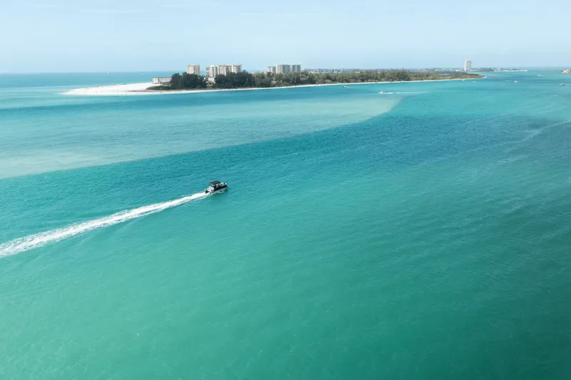 Slide: The Image of Harris 230 Sunliner 2025 - 31